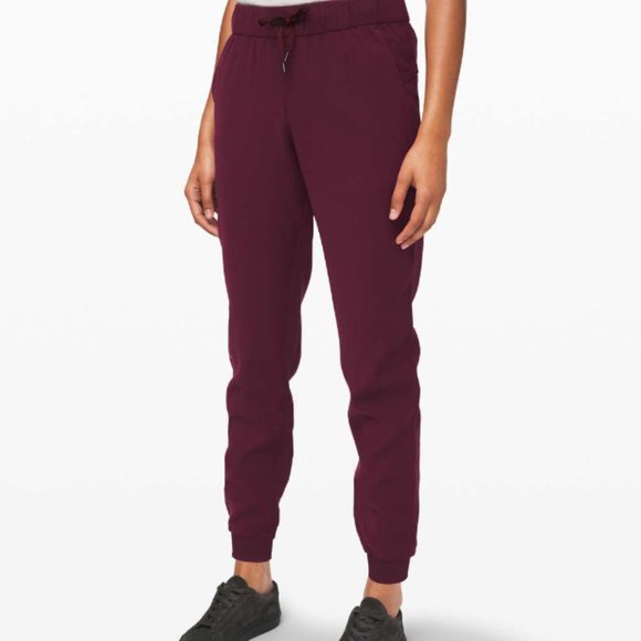 lululemon athletica Pants - Lululemon On The Fly Joggers - Size 10